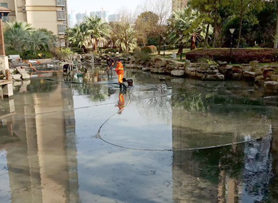 上栗景观池淤泥清理